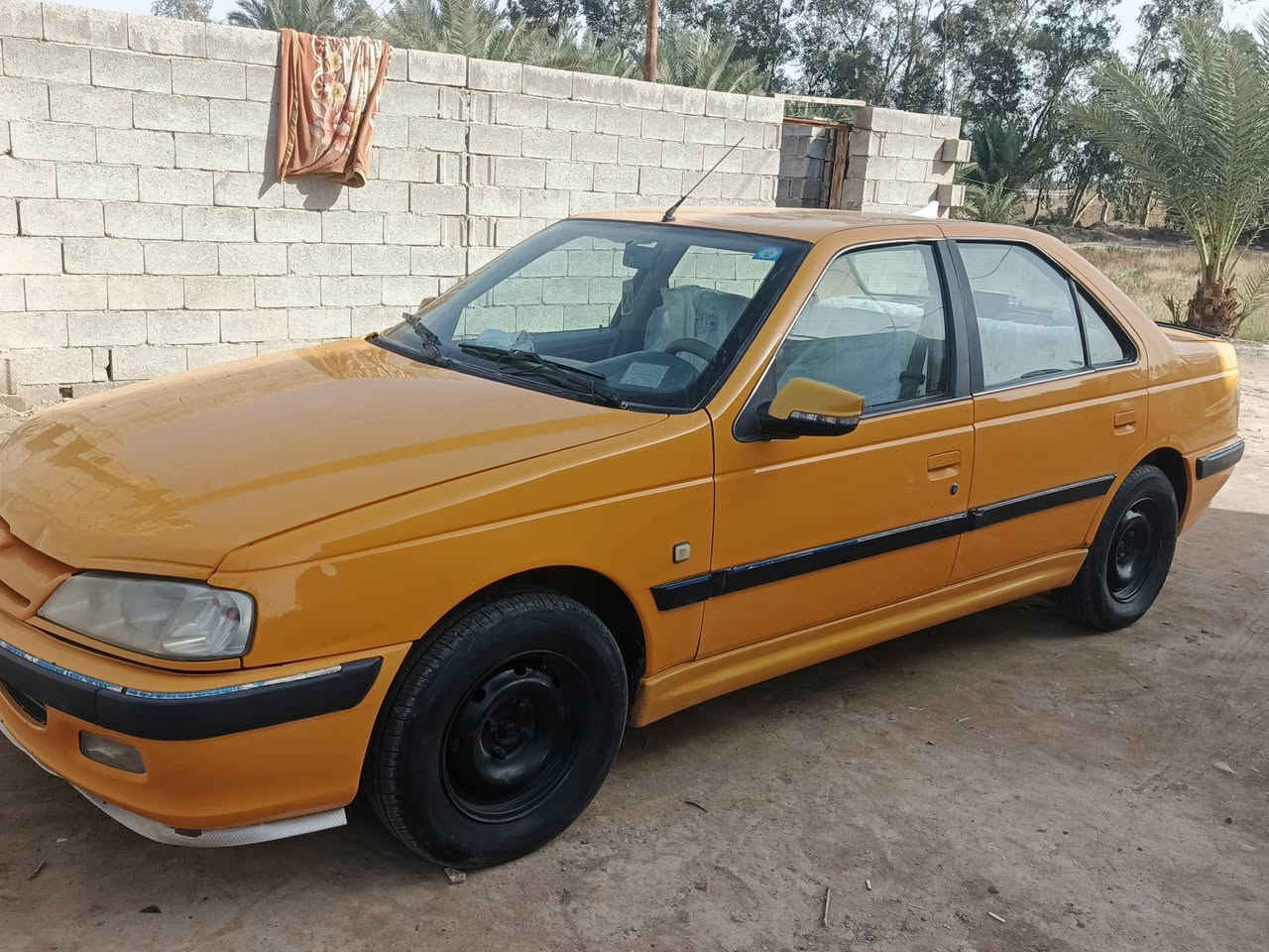 السلام عليكم
بيجو بارص 2018 رقم قادسية انكليزي سنوية ل 2030 هزة جديدة منظومة غاز 60 لتر

السيارة بيها بارد بالباب الخلفي عكس السايق 

مكاني ديوانية طريق سيد محيل

هيئة وغرامات عليه السيارة شوكت متريد تداور اداورلك

السعر ٦٢ وبيها مجال بسيط
***********
