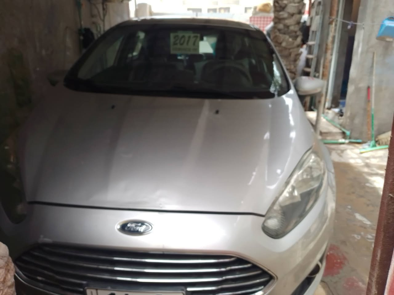 السلام عليكم للبيع فورة فيستا موديل 17 رقم بصره بسمي تحويل ثاني يوم السعر 75 سياره  جاهزه كير محرك تبريد بدون صبغ بدون ضربة ماشيه 30 الف كيلو وارد امريكي العنوان بصره قضاء القرنه الاتصال واتساب *********** الشراي يتصل اويدلل
