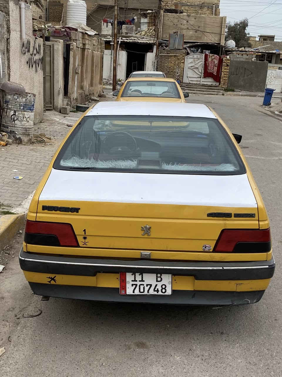 سلام عليكم بيجو باص موديل2012 مكينه كير فرنسي سياره تنقص نص هيئه اوغرامات مصفر سياره بسمي تحويل ثاني يوم سعر ٢٧ رقمي ***********
