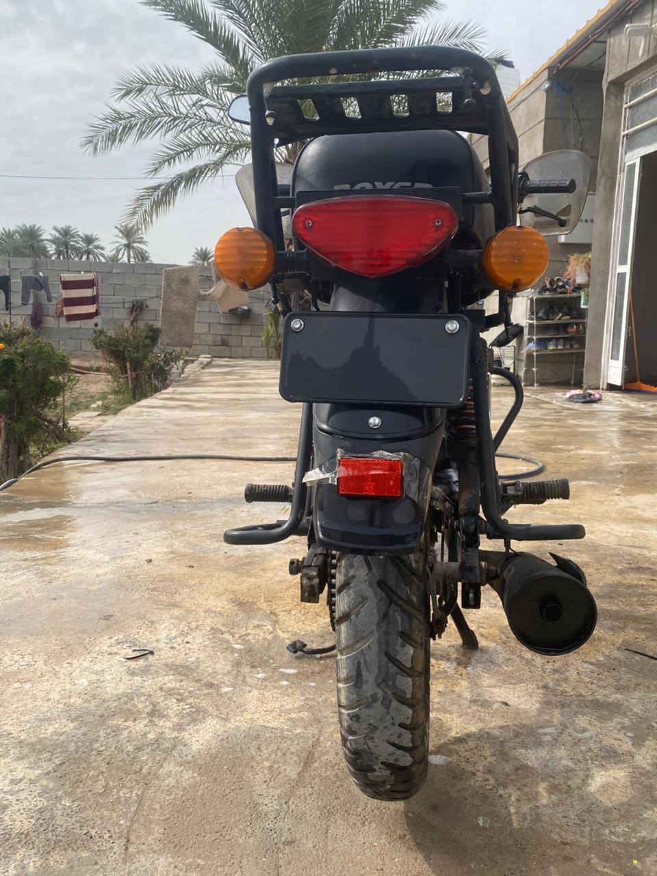 سلام عليكم دراجة مديل 20مراوس او بيع دراجة كاملة تجفيت جديد نقصهة صفاحيات وباتري تعبان وتفيلس فقط نضيفة اوراقهة كاملة شرط لترقيم مراوس دايوان بوكسر فقط وانطي فرق حسب لتفاق مكاني تقاطع لقدس ***********
