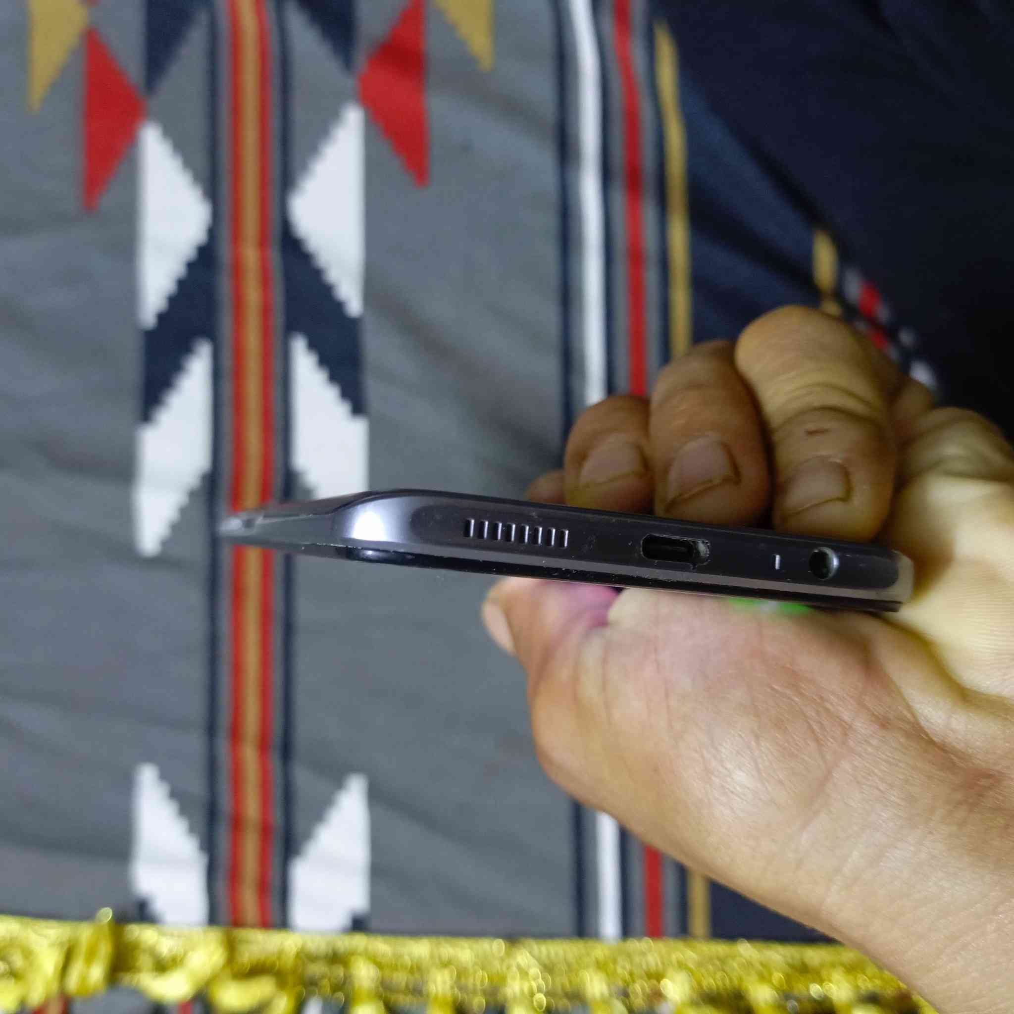 جهاز البيع الشراي خاص نضافه ٩٠/١٠٠لا مفتوح ولا مصلح بي شي شركه ***********
