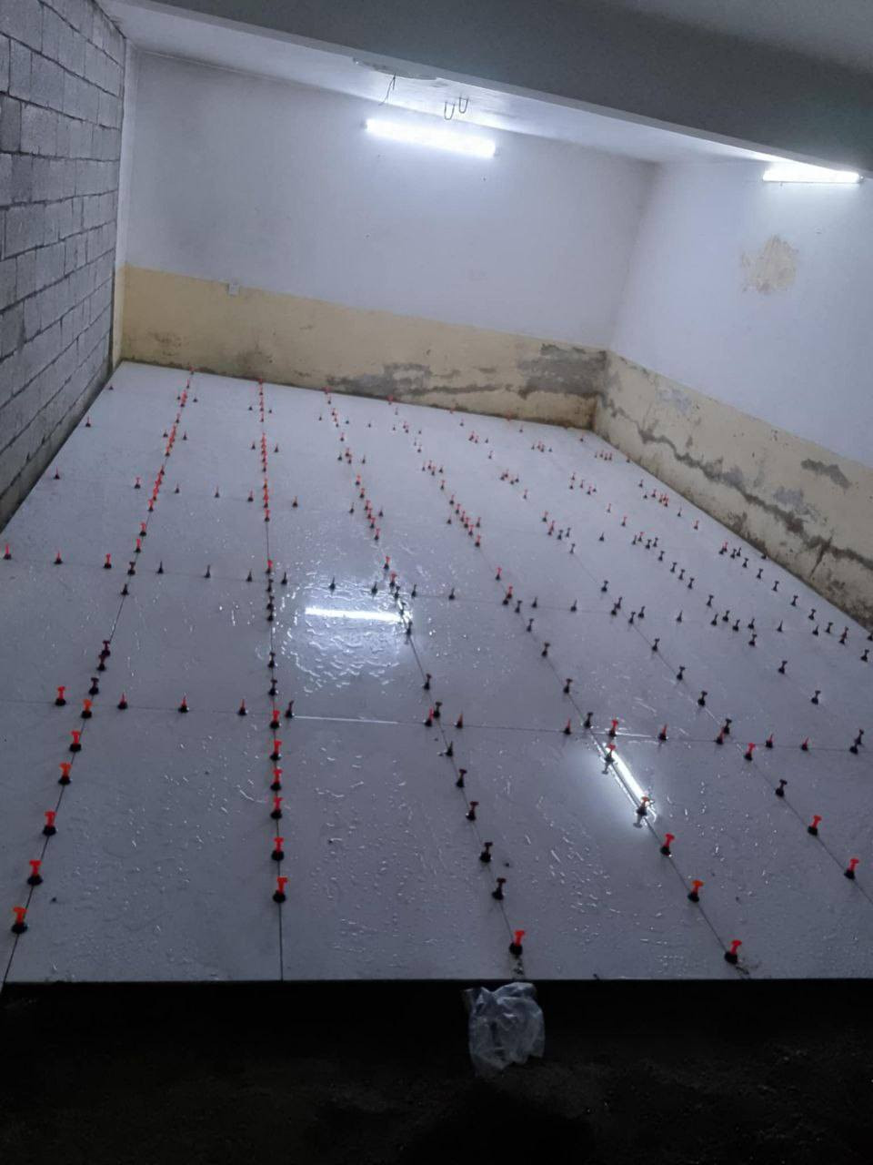 السلام عليكم عملي سيراميك وبوراسيلن شغل هندسي التواصل عل هذا الرقم ***********
