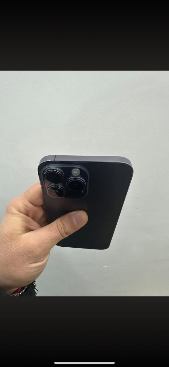 4 برو ماكس بنفسجي 
256 گيكا / كارتونه جهاز موجوده / كيبل جهاز 
شرق اوسط /نموذج M / سيمكارت تك/ وكاله ماستر 
نضافة 98%
بطارية 83%
السعر يبدي من 750 الف
***********
بغداد العامرية
