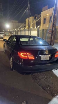 شبابٍ من رخصة الإدمن جينسيس 2013 سياره ظيفه كَير مكينه كفاله السياره ك...