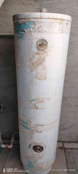 للبيع سخانات عدد ٢ حجم كبير سعر ٦٠ ووسط ٤٠
صوبة ياباني نظيفة السعر ٥٠ ساحبه سعر ٤٠  مكان القادسية الاتصال ***********
