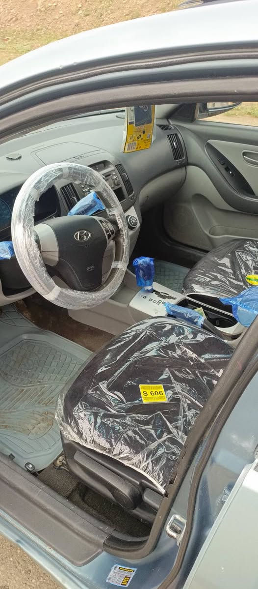 سلام عليكم سياره للبيع افانتي ادوات ادوات موديل 2009 كير محرك جديد تبريد تدفئه شغاله كهربايات كلها شغاله مانقصها اي شي السعر 41وبيها مجال المكان صلاح الدين الاتصال مكلف بل نشر  ***********
