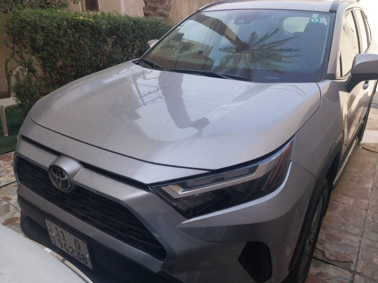 السلام عليكم اخوان رمضان مبارك على الجميع 
للبيع تويوتا رافور موديل 2024 XLE بلاس 
رقم بغداد باسمي 
بانزين فقط
3 قطع صبغ 
بدون ايرباك وبدون دواخل ( شاصي ولغد ) مكفول بجم كبس بلادي ما ملعوب بي ابد 
فتحة وبصمة وكشن كهرباء وصندوك كهرباء دوسات اصلية 
ماشية 16 الف مايل
صور الحادث بالمنشور واي استفسار اني حاضر 
السعر 228 ورقة نهائي 
***********
