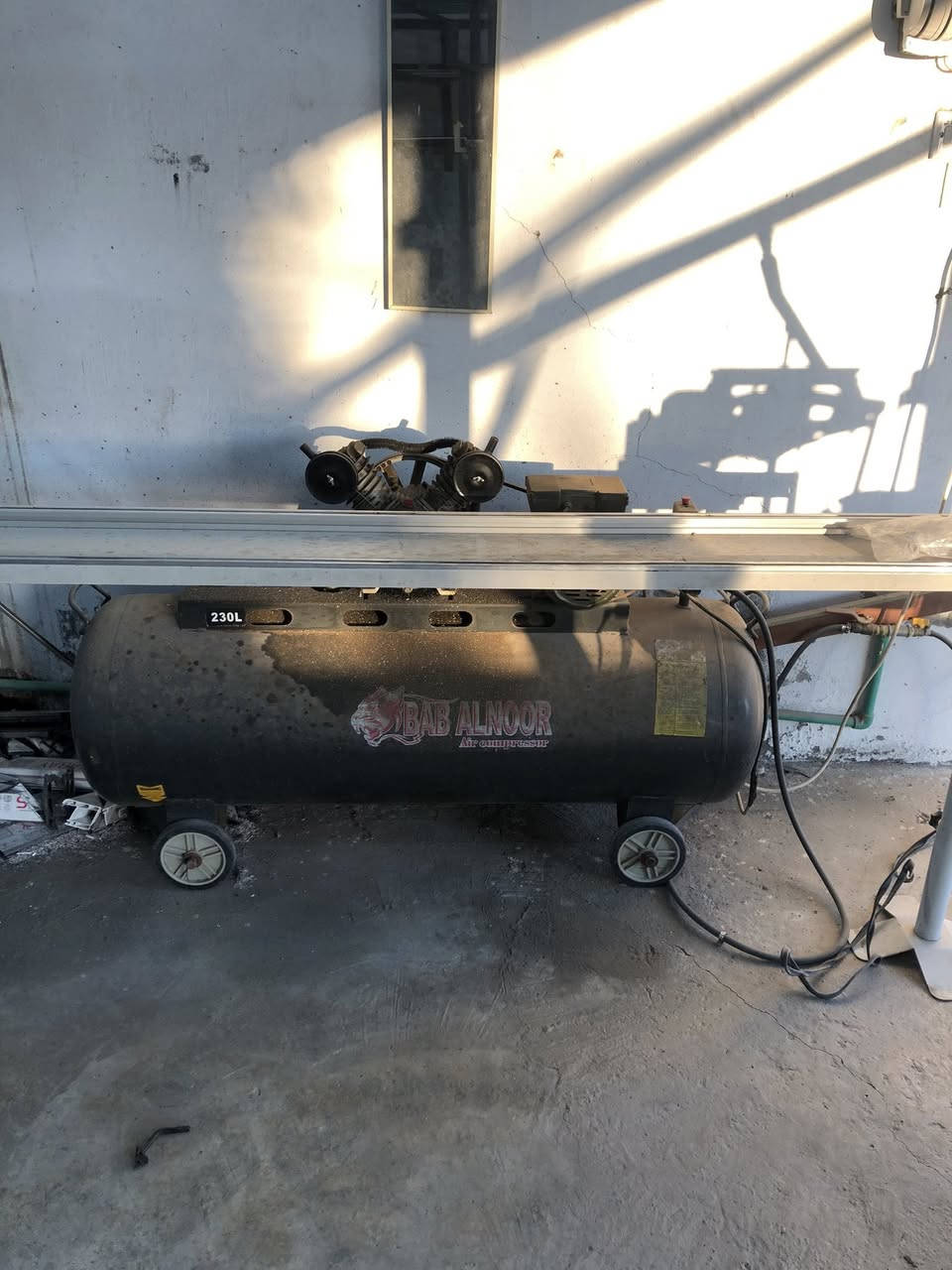 لذوي الاختصاص الراغبين بشراء معمل متكامل ( pvc ومطابخ والمنيوم ومحجرات وابواب وشبابيك )
 موقع المعمل حي فلسطين النادي الرياضي معمل المرحوم الاستاذ احمد خليل 
للاستفسار ***********
