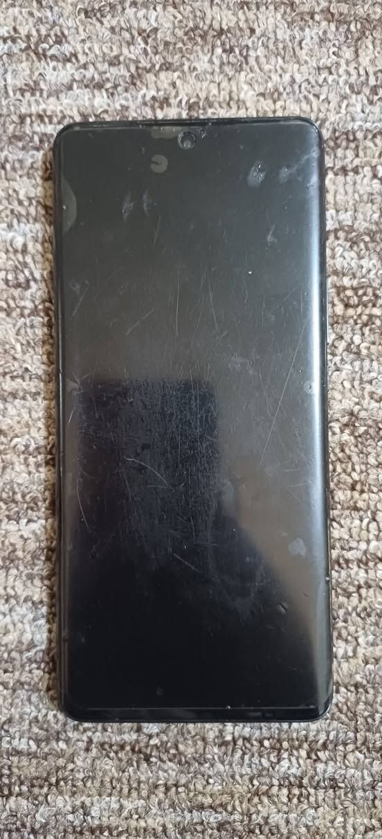 هونر X9B
مكفول من كلشي
بدون ملحقات
مواصفاته معروفة
200 وبي مجال
مكاني ديوانية المركز
***********
