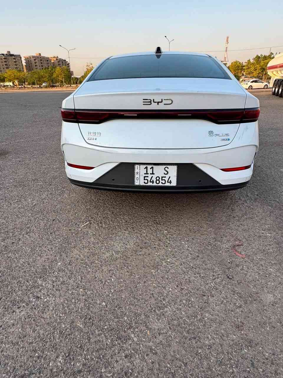 بي وادي  جن بلص 2025 فلاكشب فول الفول ام 13 كامره اوتو بارك   بلكن هايبرد  كفاله عامه     مثبت لوحات وسنويه الداخل  زيتوني 

 
بلكن هايبرد  ثلاث انظمه هايبرد + بانزين  شحن ذاتي + شحن خارجي تمشيك2200  كيلو سعه خزان الوقود 65 لتر 

عداد  كليومتر / ZeRO

ملاحظه شاحنه اصليه وكارت + فوم معالج اطار 
السعر ٢٢:٥٠٠ وبيها مجال باسمي سياره 

عنوان /بغداد ،عامريه 

🔵محرك يعمل لشحن البطاريه فقط  1500 هجين ثلاث انظمه شحن ذاتي + هايبرد + شحن خارجي 
🔵مقاعد جلد ابيض 
🔵 مقعد سايق كهرباء   
🔵سلايت 
🔵 اوتو بارك طبكة ذاتيه من دون تحكم السايق + قياده من دون تحكم 
‏🔵تحديد مسار طريق 
🔵لايت داينمك عالي ناصي اوتو 
🔵تحكم   بريك رياضي + بريك كموفرت 
🔵حساس امامي عدد 6 + حساس خلفي عدد 6 
🔵شاشه وسطيه كبيره اكبر من فىه من دون مواصفات تشبه شاشه سونك بلص   تحكم بكامل من داخل شاشه  تنزيل جام وغلقه 
🔵 رادار امامي + رادار جانبي + رادار خلفيً
🔵نقط عمياء بمرايه جانبيه + مري شفط + اشاير مري +اناره تحت مرايه 
🔵كيجات  سونك بلص  
🔵13 كامره محيطيه + دي في ار تسجيل  
🔵دركة دي جلد وحياكه 
🔵بكلايت لد   خليه  
🔵بصمه +كارت 
🔵هاندر بريك بصمه اوتو هولد 
🔵كيجات شاشه 
🔵شاشه كبيره تبريد شاشه 
🔵لايت ليد لايت اوتو  + لد صباحي 
🔵تبريد مناخي منفصل 
🔵تبريد قطعتين 
🔵ويل كب كروم 16 
🔵ايرباك عدد 10 

***********
