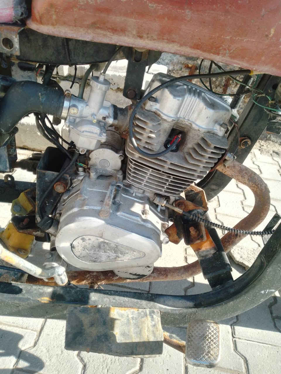 ستوته للبيع نضيفه كهربائيات شغاله نكره سلف مكاني رميثه
شاصي نضيف اكسن نضيف كير كاردن جدد 
***********
