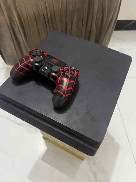 السلام عليكم
مرة خصت الادارة بلي فور نضيف تفحص وتاخذ سعر 200 بي تلث اقراص وجوستك وحدا متواجد واتساب ***********
