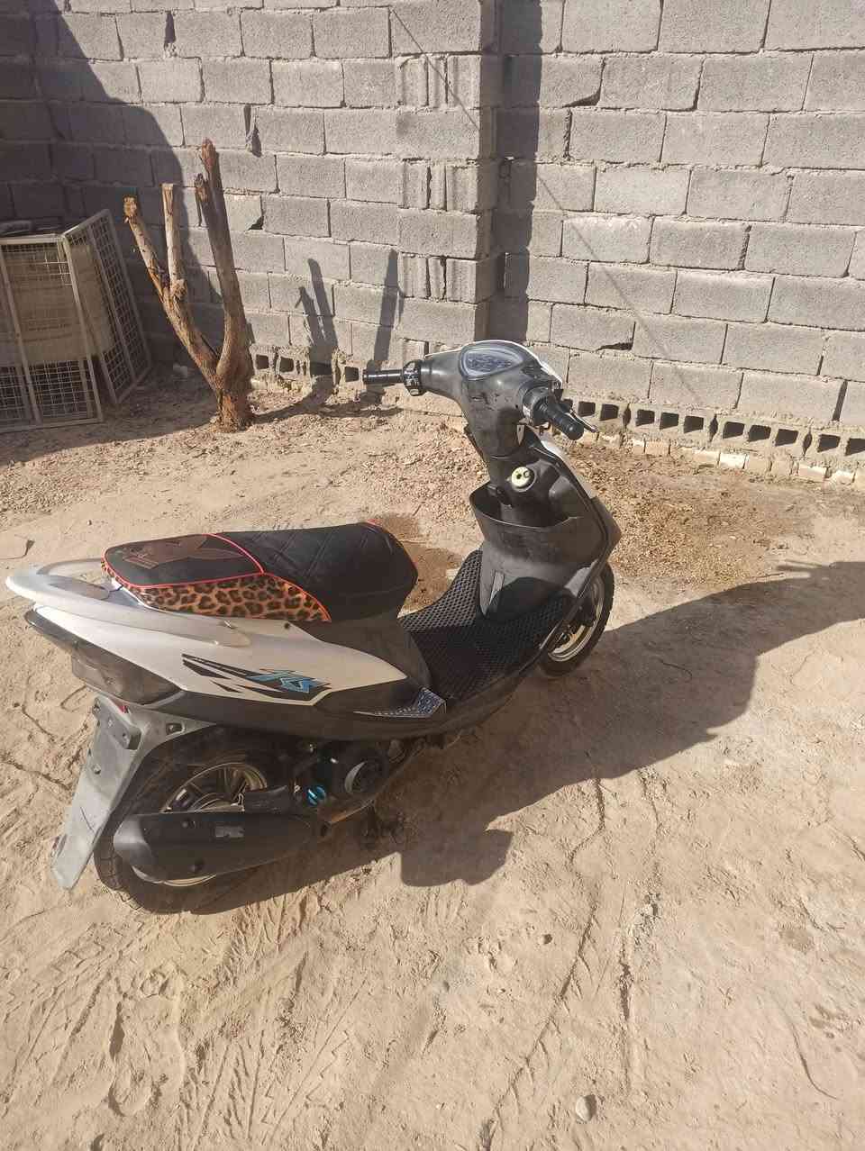 سلام عليكم ماكس عدله للبيع سعر 650 وبيه مجال مكان حله بكرلي
***********
