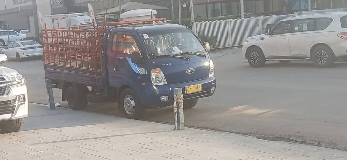 السلام عليكم كيا حمل موديل2007
مكفوله
تخم تاير
خياس
تبريد
سياره بلااد
مكينه مسكر

راعيها متوفي
مكاني بغداد مدينه الصدر
الاستفسار واتساب ***********
