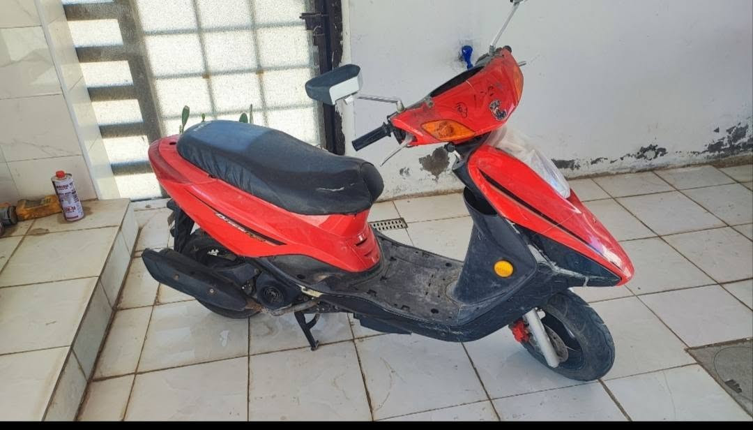 دراجه بريز    للبيع دراجه رهيبه وعطلاتها قليله جداً  واتكدر تسئل عليها السعر 225وبيها مجال قليل كلش  متوازي على بيعتها عنواني بابل القاسم ع. 
***********
