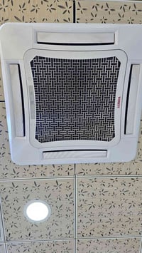 سبلت توسوت • ٣ طن • باب أول