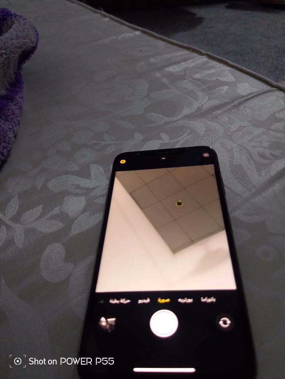 سلام عليكم آيفون اكس إس ماكس ذاكره ٥١٢ ألون ذهبي الشاشة ٣ خيارات بلاديه التليفون جديد و حلو مابي قصور و معروف الكس إس ماكس اعلى فئه ب x الجهاز طاح مني و الكامره زوم رقم ١ وكف عندي زوم ٢ شغاله و الفلاش مرات يشتغل ومرات لا بطاريته ٧٠ موجود كارتونه سعره ٢٢٥ وبي مجال للشراي مكاني كرمه علي حي طليعه رقمي ***********
