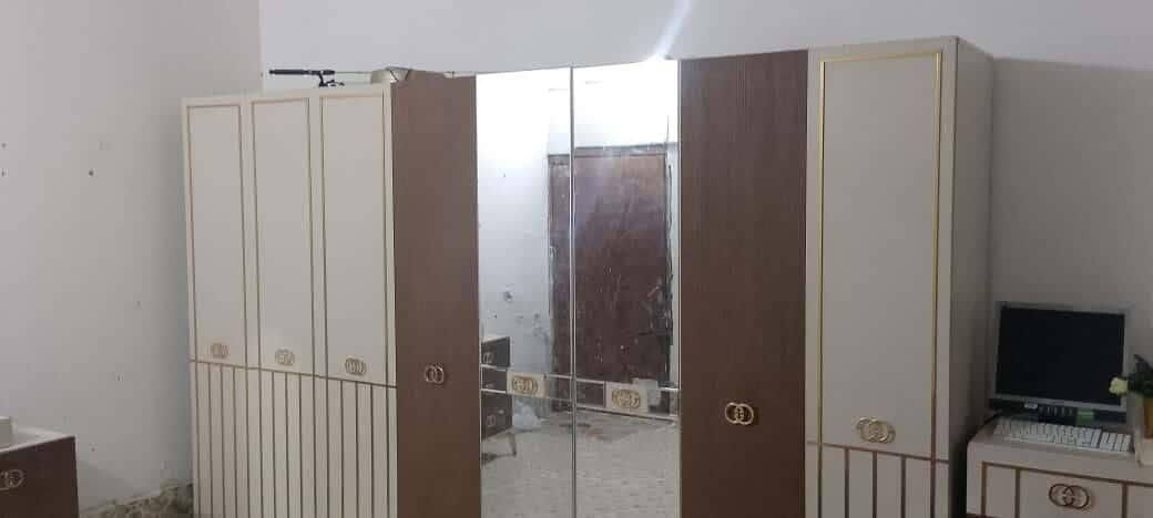 سلام عليكم غرفه تركي 11 قطه نازكه  هيه ول مندر ابيعهم  توصيل وشد هم موجود داخل الببصره سعره مليون وبيهه مجال للشراي مكاني بصره ***********
