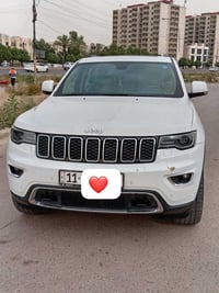 جراند شيروكي • ٢٠١٨ • ٧١ الف