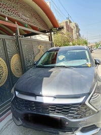 جميعاً للبيع كيا سبورتج هايبرد وارد امريكي موديل 2024 رقمها بغداد وبأس...