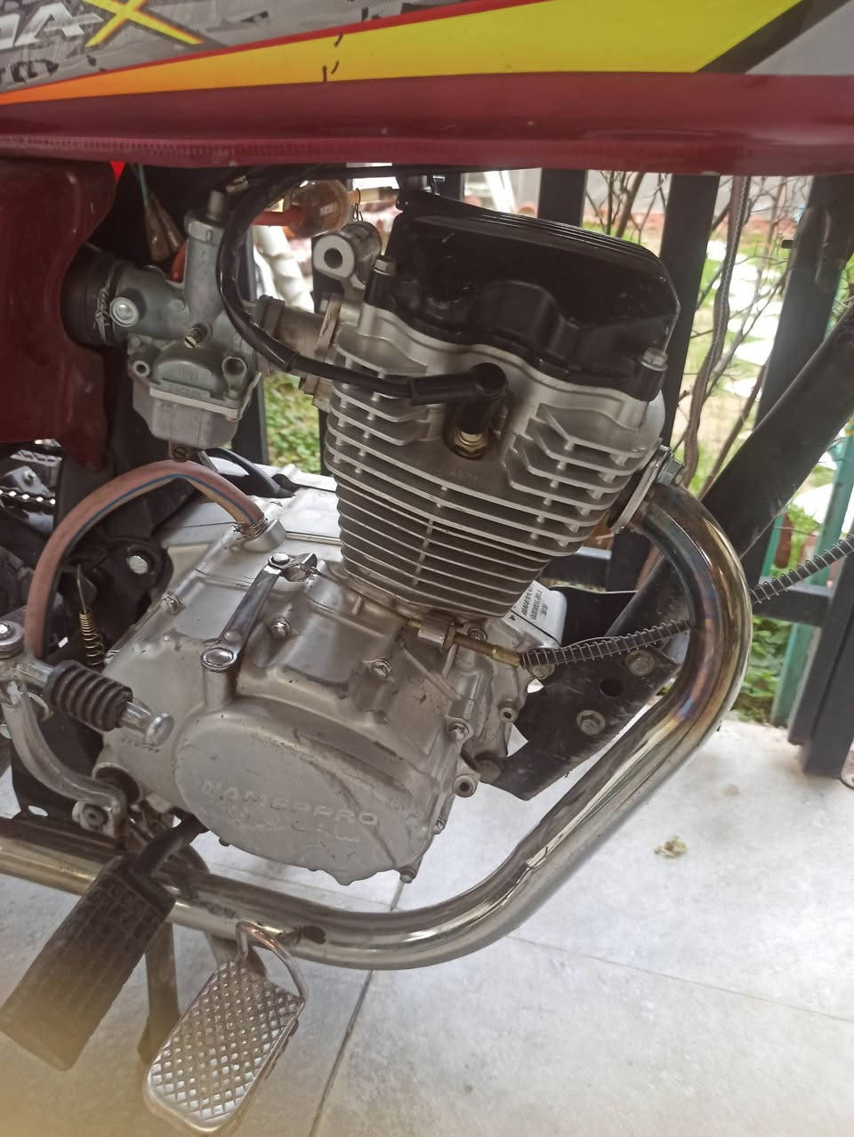 سلام عليكم ايرانيي للبيع مديل 2020سعر 250وبي محال رقم ***********
