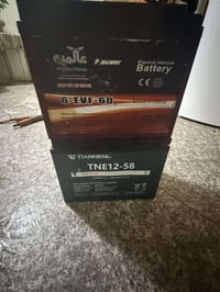 ‏جميع أنواع البطاريات ￼12انبير الحد 100امبير موجود ‏الأسعار جوا بطاريه...