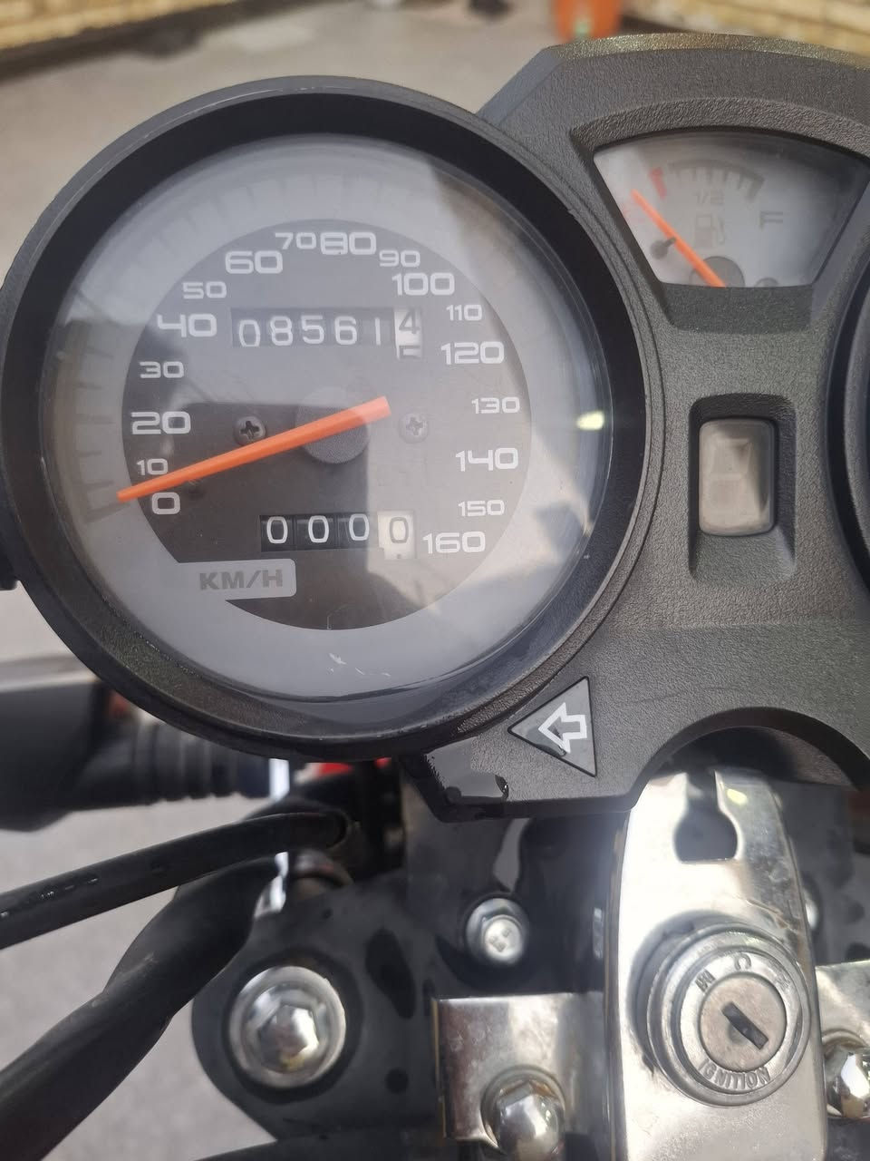 السلام عليكم دراجة شاينك للبيع السعر 1400 وبيه مجال 
دراجة نضيفة ومكفولة كفاله عامة مكاني كوت خلف الشهداء 
رقمي ***********
