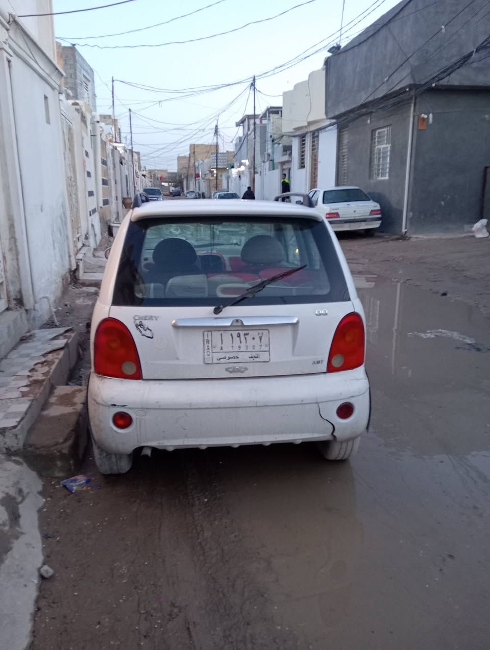 كيو كيو موديل 13 رقم نجف محرم بيه تبخير حدادية فقط دبلات تعبانه كهربائيات جاهزة تبريد شغال فقط غاز او شغله بسيطه سياره نظيفه بس ما مغسوله سعرها 19 وبيها مجال بسيط كلش #مكاني نجف شراي بخدمتك ***********
