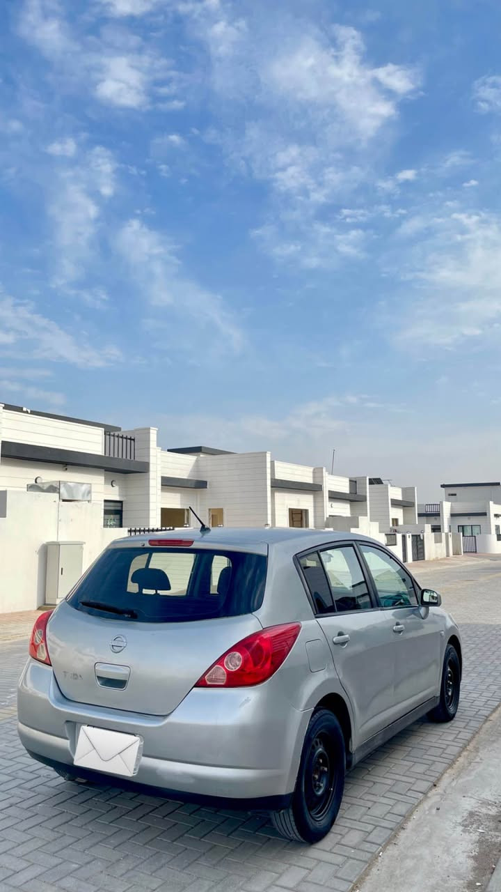 تیدا بڕاوەی دووبەی ( أدوات )
فرۆشتن و گۆڕینەوە
گێڕ و مەکینە و تەبرید بە شەرت 
دەعمی پێش و دوا و وەرگەڕان بە شەرت
سەیارەکە کامل جایز کراوە 250 مەسرەفی تیا نیە
4 تایەی تازە 
تەقە و رەقەی هیچ نیە 
کارەبای مەزبووت 
ڕۆنی مەکینە و هایدرۆلیکی تازە گۆڕاوە
سەیارەکە تا بڵێی جوانە 
سەیارەکە لە کەلارە
سعریشی 40 
0772-852-63-34 كالار, السليمانية
