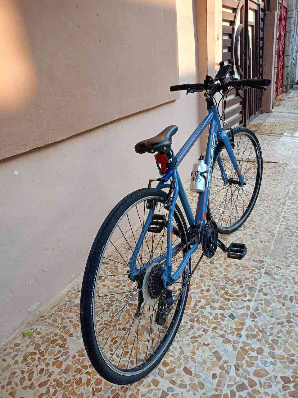 للبيع باسكل ماركه centurion ألماني شرط مختوم علينو ألمانيا كير شيمانو حجم 28 لشة  الامنيوم خفيف ريشه السعر 160 رقم الهاتف *********** متواجد فيسبوك
