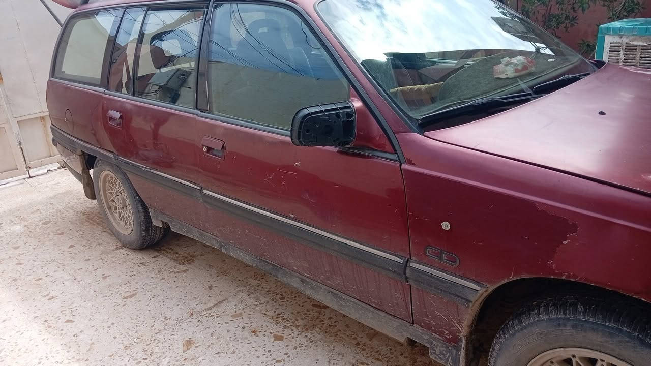 ابل أموميكا استيشن
٩٣بلاش السعر٢٧ابسمي
ألماني ***********
