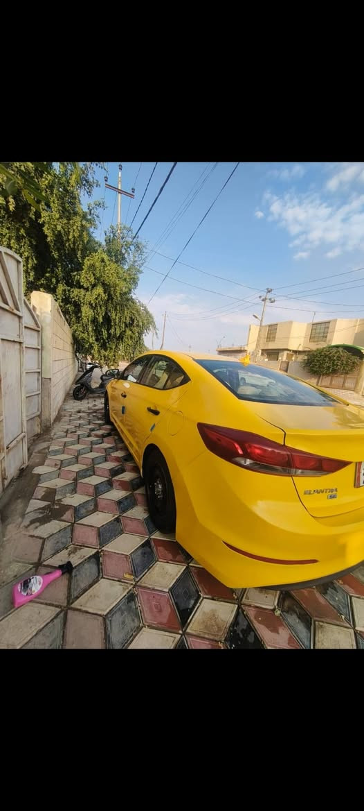 سلام عليكم النترا 2018
سياره نضيفه وحلوه مكينه2000 دوش تبريد ثلج حداديه جديد مناقصه اي شي حادثه جاملغ وبنيد فقط
سعر 115وبيه مجال 
للاستفسار الاتصال
***********
