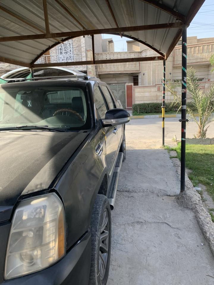 السلام عليكم من رخصة الادمن المحترم كاديلاك ٢٠١٣ السيارة كامل مواصفات كراسي كهرباء جلد تدفئة وتبريد بالكشنات حساسات سلايد روف رقم بغداد أنكليزي الجديد باسمي حادثها من امريكا سرقة هزة جديدة يعني تحويل مباشر السعر ١١٥ اي استفسار هذا رقمي واتساب موجود ***********
