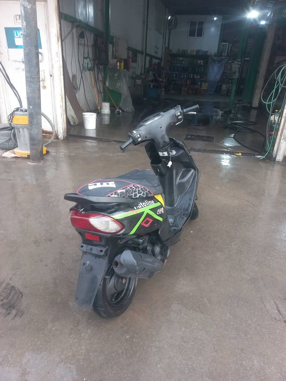 ماكس قجمه الدراجه مفوله ماشاء الله برغي ممفتوح مكينه خرسه نكره سلف وهندر كلشي شغال الدراجه نضيفه سعر 450 وبيهه مجال مكاني البياع 
رقم التلفون ***********
