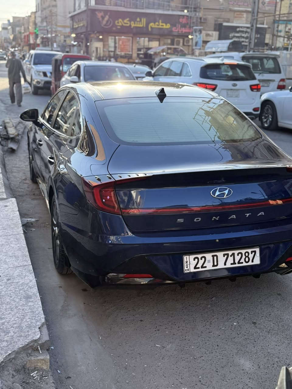 هونداي سوناتا 2021 جويتي وارد امريكي محرك 2500 تنفس طبيعي
السيارة ماشية 88 الف كيلو 
السيارة عليها صيانه كاملة من كل شي بانزين كلة محسن ودهن اصلي مال جناي 
السيارة فول عدا الكامرات والتبريد ب الكشنات 
كلشي بالك بيها 
حادثها من امريكا نص البنيد وراجع نفسة وهنا صار بيها بابين السايق وخلفة 
سعرها 168 وبيها مجال بسيط 

5NPEF4JAXMH100134 
رقم شاصي 
*********** 
البصرة جمهورية
