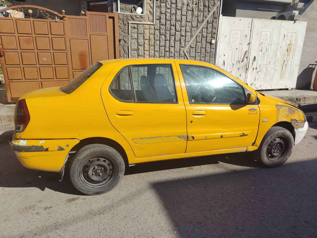 تاتا 2006
شرط تحويل الوكيل موجود وبيها وكاله عامه 
كير محرك كورلا اوتوووو
السعر قفل قفل قفل قفل 8ونص 
كركوك داقوق 
مستعجل عل بيع 
***********
