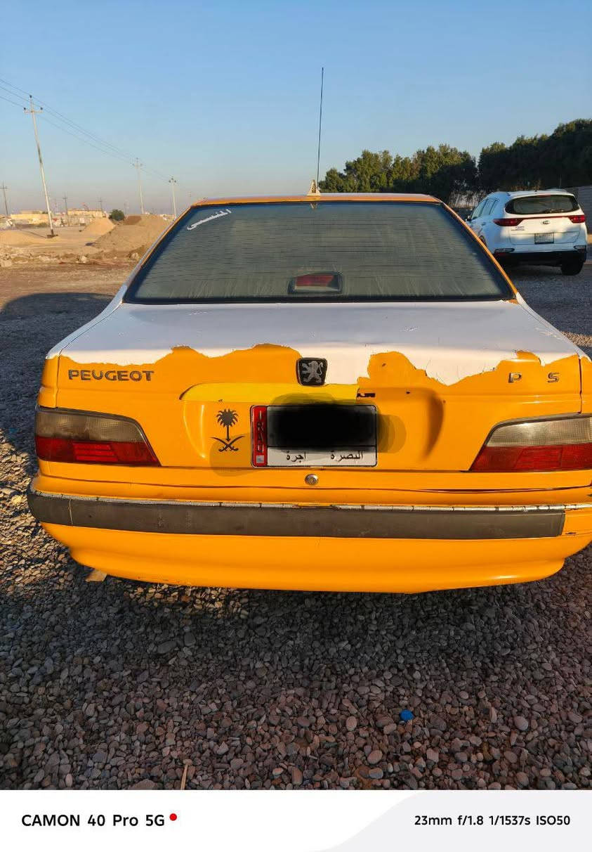 السلام عليكم بيجو بارص للبيع موديل 2018 كير مكينه خير من الله مكفولات من التنقيص والتبخير ضربه فقط جاملغ خلفي حداديه جديده قبل سبوع شاده كهربائيات كله شغاله السياره صاعده هزه بعدهي ماصاقطه سياره مانقصه شي السعر 41 وبيه مجال قليل العنوان واسط الرقم ***********
