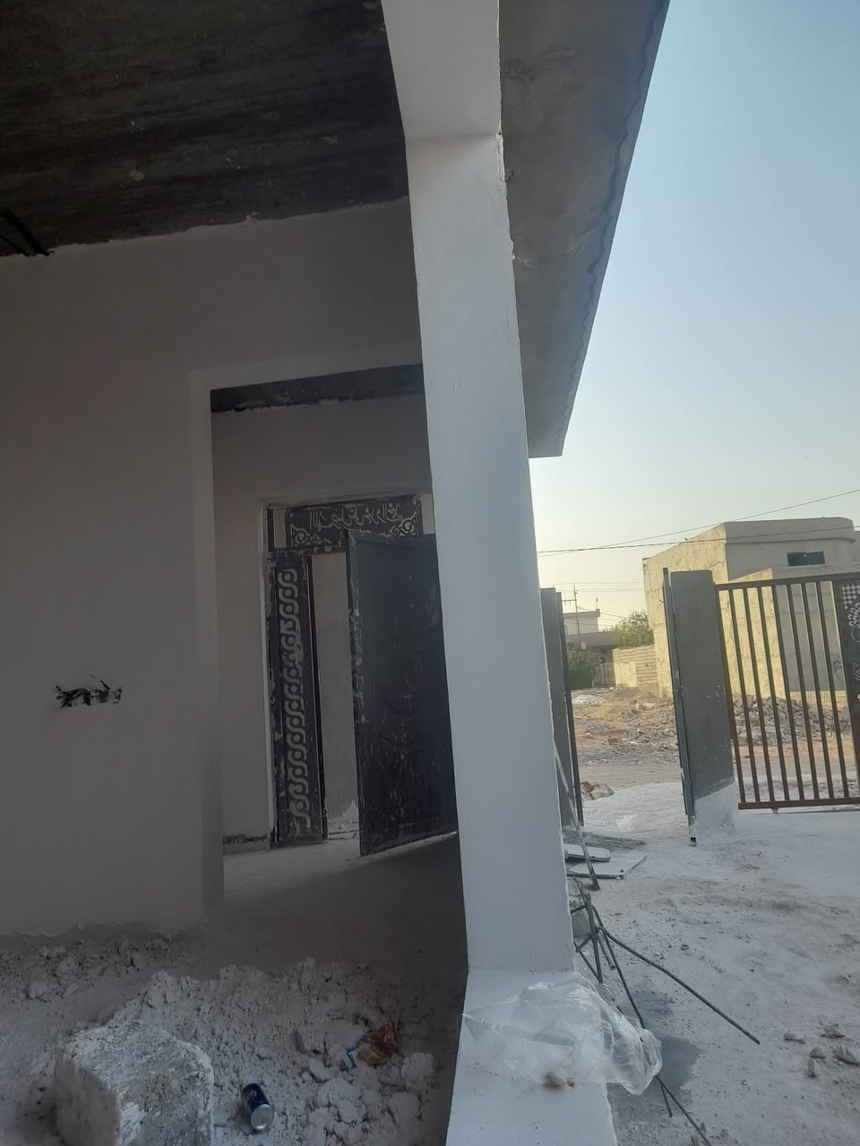 السلام عليكم اصطه لبخ وجص متفرق حالين نشتغل كركوك فقط شغل حسب الطلب
وتساب***********
اتصال7886050874
