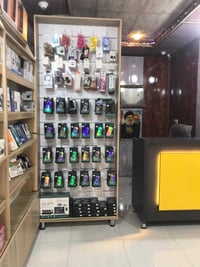 محل للبيع • صيانة موبايلات • اكسسوارات