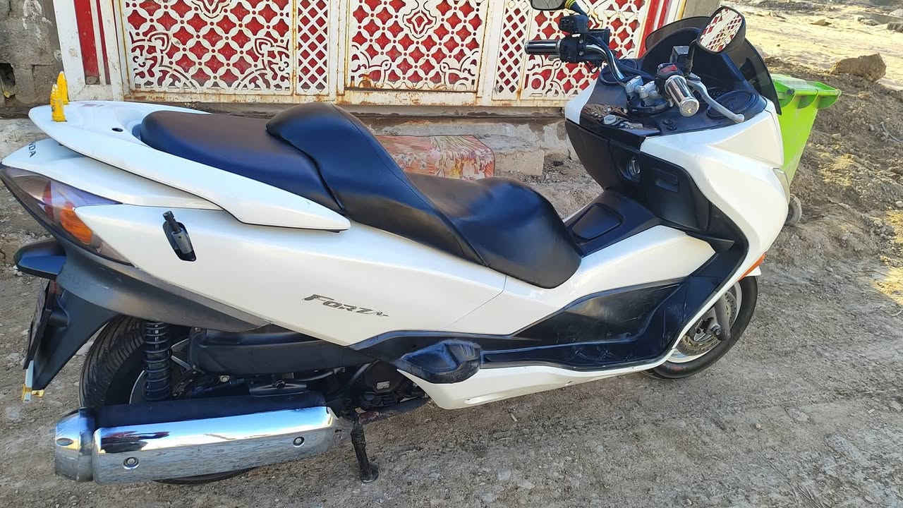 فورزا 010، S7,  مسجل بلاد. مكينة مكفولة تخم تاير جديد كلج خلفي جديد ، بيها مواصفات هوايه ، للتواصل  واتساب 
***********
