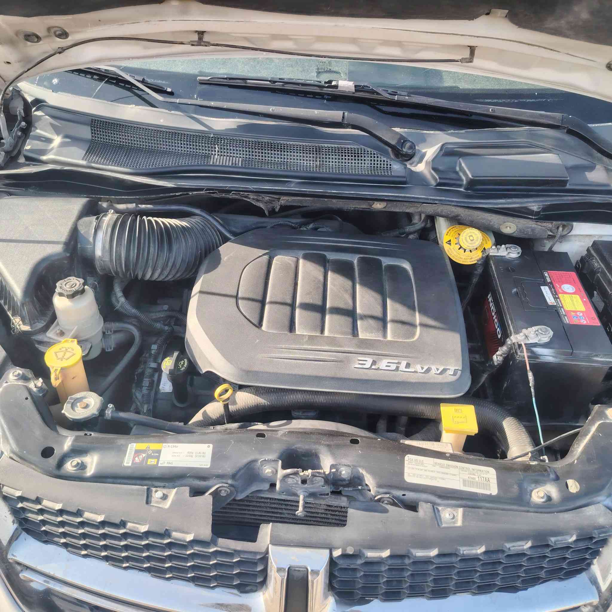 السلام عليكم اعضاء الكروب المحترمين 
دوج كرفان موديل 2015 
فئه sxt 
3 قطع تبريد 
كير ومحرك مكفول 
حادثه فقط بأمريكا جاملغ وبنيد بدون لغد وشواصي 
الباقي مكفوله من الضربه والصبغ 
رقم بغداد بااسمي شخصيا 
بيبان وجنطه كهرباء 
المكان. بابل. ناحية الشوملي 
السعر 148 وبيه مجال بسيط
***********
