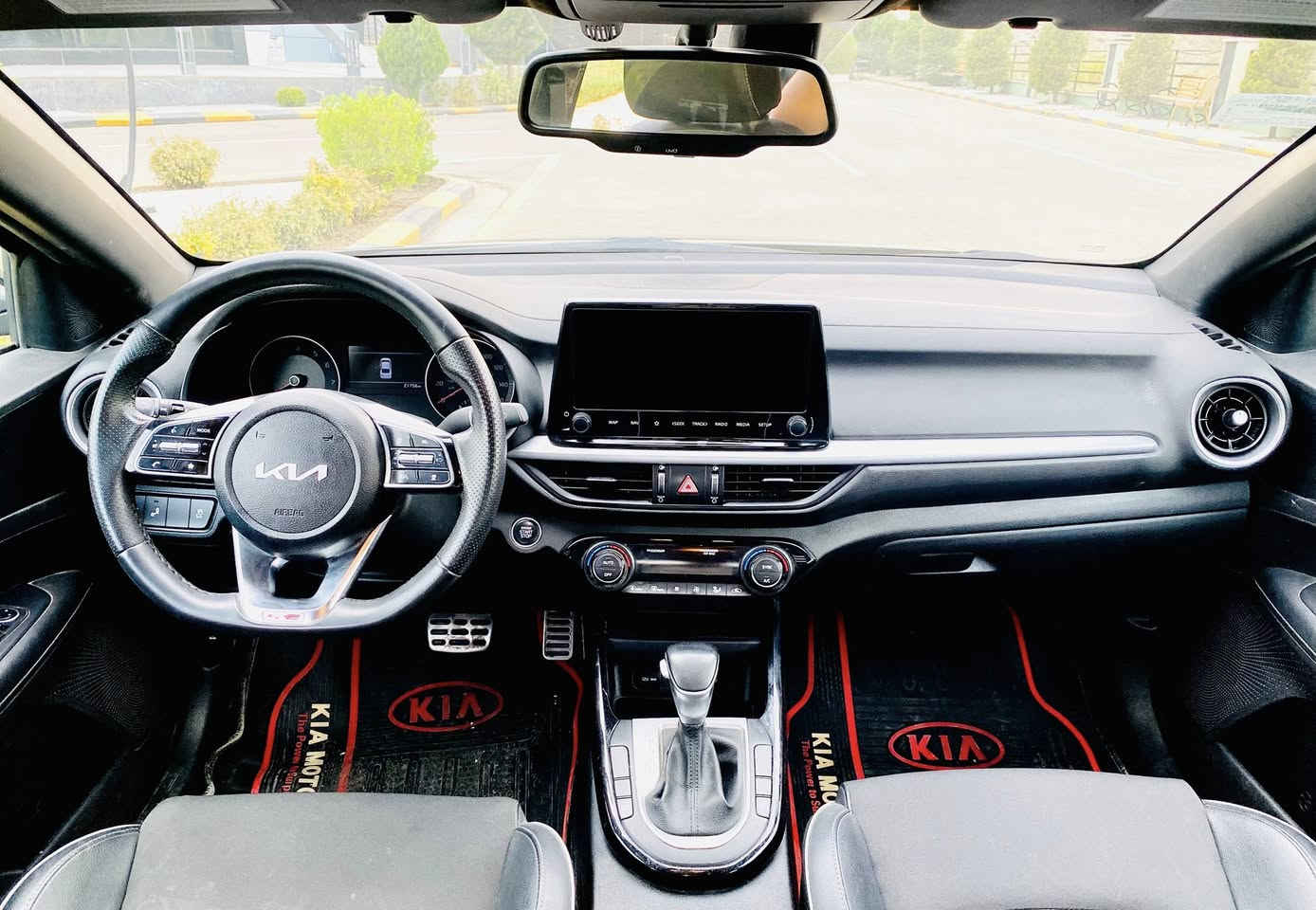 🔴اقرا التفاصيل واتصل كلشي موضح
سلام عليكم للبيع فقط بدون مراوس كيا فورتي جيتي لاين GT line موديل 2022 

فول عدا الفتحه
رقم اربيل 
ماشي 21 الف 
المحرك 2000 دوش المرغوب
شاشة كبيرة تدعم الكاربلي 
كاميرا خلفية 
فول رادارات امامية وبالمري
تحديد المسار وسرعة
تحكمات استيرن جهتين
عدة أنظمة قيادة 
داخل فول اسود جلد وقماش
لايتات زينون
ويل 17 
بصمة تشغيل عن بعد

🟢 ضرر امريكا جاملغ الخلفي جهة السايق + صار بيها صبغ بالعراق بنيد وجاملغ الخلفي جهة اليمين وشويه من الصندوق 
ايرباكات طاكه ومصلح
بدون شواصي 
بدون دواخل
السيارة مصلحة مضبوط

☑️رقم الشاصي 

3KPF54AD9NE442231

السعر 138$ مجال بسيط

للاستفسار *********** اتصال او واتساب 
وخاص

مكان السيارة موصل
