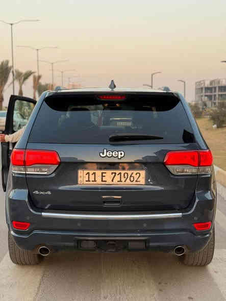جيب اوفر لاند :2019 
المحرك : V6.  3.6L 
فول فول 
معروفة مواصفات الاوفر اعلى فئة بلجيب 
لون : ازرق كابوي الجديد 
حادث جاملغ وبنيد 
المواصفات 
* دفع رباعي 4x4 . 
* سقف بانوراما . 
* شاشه كبيرة 8.4 انج . 
* نظام الخرائط (GPS) .
* نظام التعليق هوائي (جكات) . 
* ستيرن كهربائي . 
* المصابيح الأمامية زنون .
* كشافات الضباب زنون .     
* تشغيل عن بعد .
* صندوق كهربائي .
* داخل اسود   .
* حفظ وضعيات الجلوس (ميموري) . 
* المقاعد الأمامية كهربائية .
* المقاعد الأمامية تبريد وتدفئة .
* سستم صوت الباين. 
* حساسات أمامية
* حساسات خلفية . 
* كاميرا خلفية .
* تدفئة ستيرن . 
* بخاخ ماء على المصابيح الامامي.
* المرايا الجانبية قابلة للطي .
* مرايا متحسسه للضوء العالي . 
* بلوتوث تلفون . 
* محدد سرعة . 
* نظام التشغيل والاطفاء الاوتوماتيكي ( Auto Start System ) .
معروضة 228 وبيهة مجال 

بيع او مراوس 
*********** بغداد
