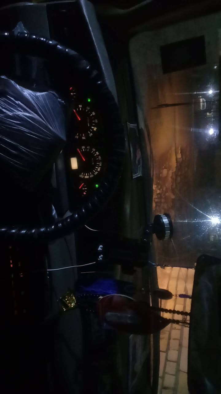 سلام عليكم سياره لبيع سمند 2010 مكينه جديده كير خير من الله كهربايت شغله كله تخم تاير مصفر هيه وغرامه تحويل ثاني ويم مابيع ماتحوال تواصل وتساب *********** ستفسار سعر 26وبيع مجال طيبين
