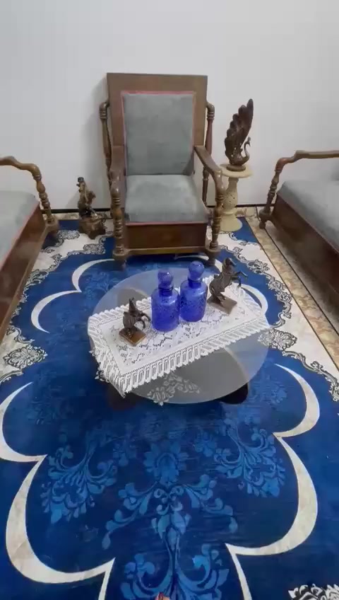 تخم قنفات بيه 4 كراسي وقنفات 2 مع البردة
وغساله للبيع مكاني ابو دشير 

***********
