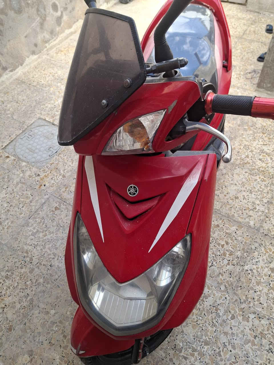 سلام عليكم عندي دراجه سكنس البيع مكفوله من كلشي رايدهه 900وبيه مجال ***********
