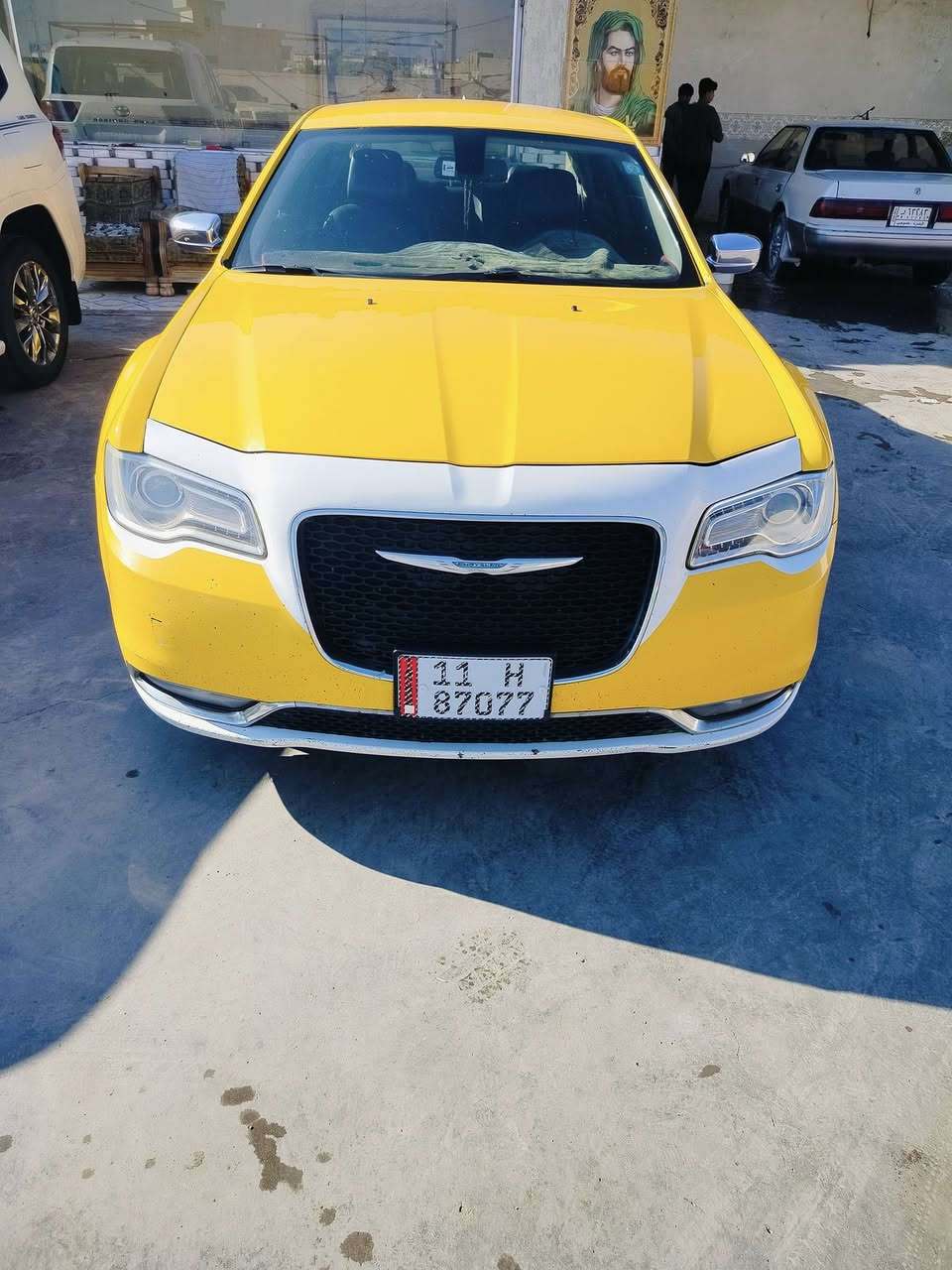 السلام عليكم وبامه مديل 18 اصل رقم بغداد بسمي مكينه كير اكسن حداده طخم ويلات طخم تاير جديد بدون ايرباك سياره حلوه وجهزه للبيع مراوس عادي مكاني ميسان *********** سعر 225 بيه مجال قليل
