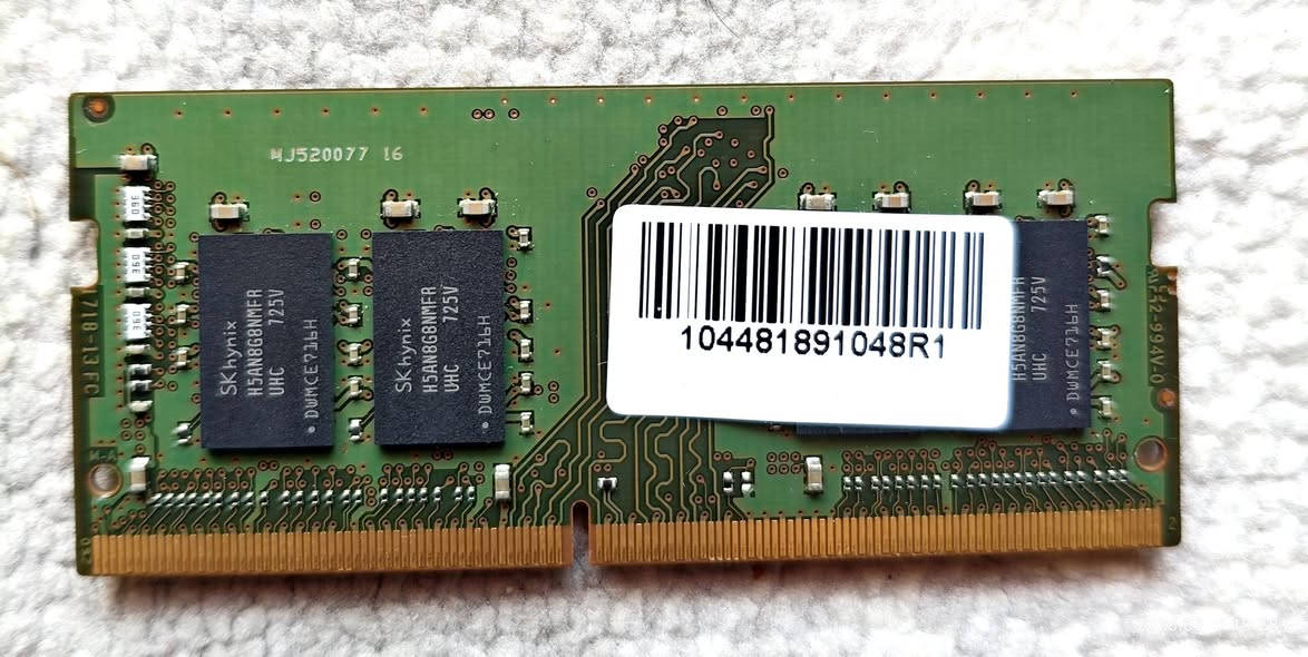رام DDR4  8 gb
سرعة 2400
ماركة كوري معروفة للرامات SK Hynix
رام من لابتوب اصلي مستعمل قليل مثل جديد
سعرها 55 الف و توصيل متوفر


**إذا كنت صاحب هذا الإعلان وتريد حذفه لأي سبب، رجاءا أرسل رسالة إلى الدعم الفني**