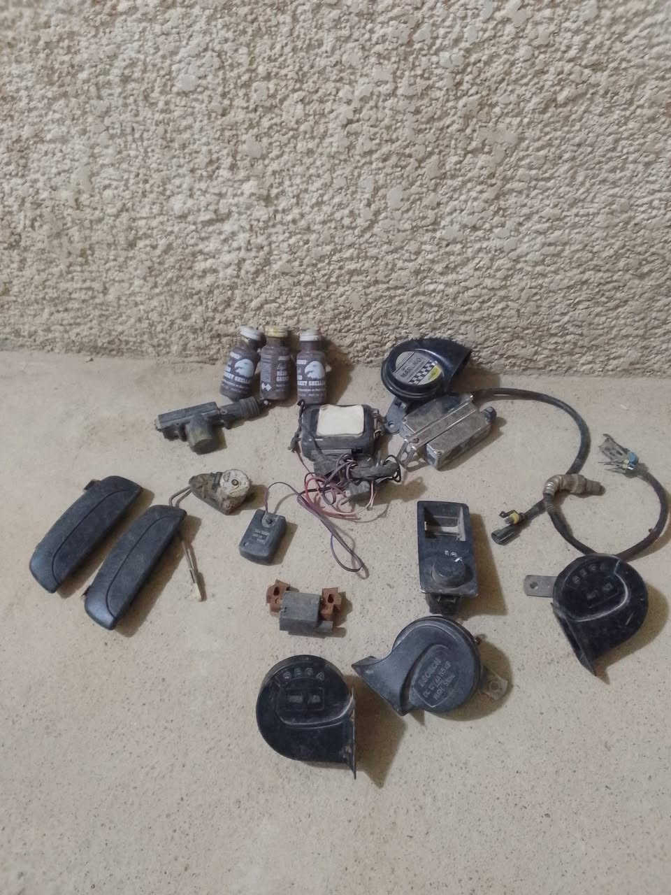 السلام عليكم غراض مال سيارات متنوعه للبيع المكان بغداد سبع البور


**إذا كنت صاحب هذا الإعلان وتريد حذفه لأي سبب، رجاءا أرسل رسالة إلى الدعم الفني**