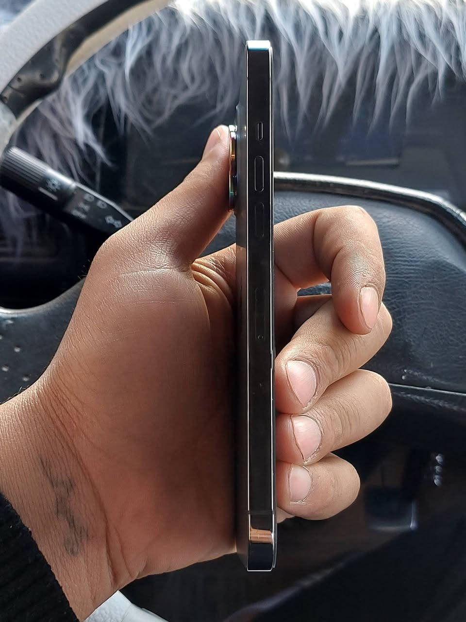 سلام عليكم للبيع ايفون 12بروماكس(( مكفول ))جهاز وتر ما مبدل بي ولا قطعه نظافته ٩٠بل١٠٠ ذاكره ١٢٨ بطاريه ٧٩ بلاديه ما بي اصراف قوي  وارد امريكي جهاز نضيف كلش مال جناي  يجي ويا كفر ودرع حمايه الكاميرات وكيبل شحن رايده ب٤٥٠ وبي مجال قليل حك الجيه مكاني نجف حي ميسان وهاذه رقمي ***********
